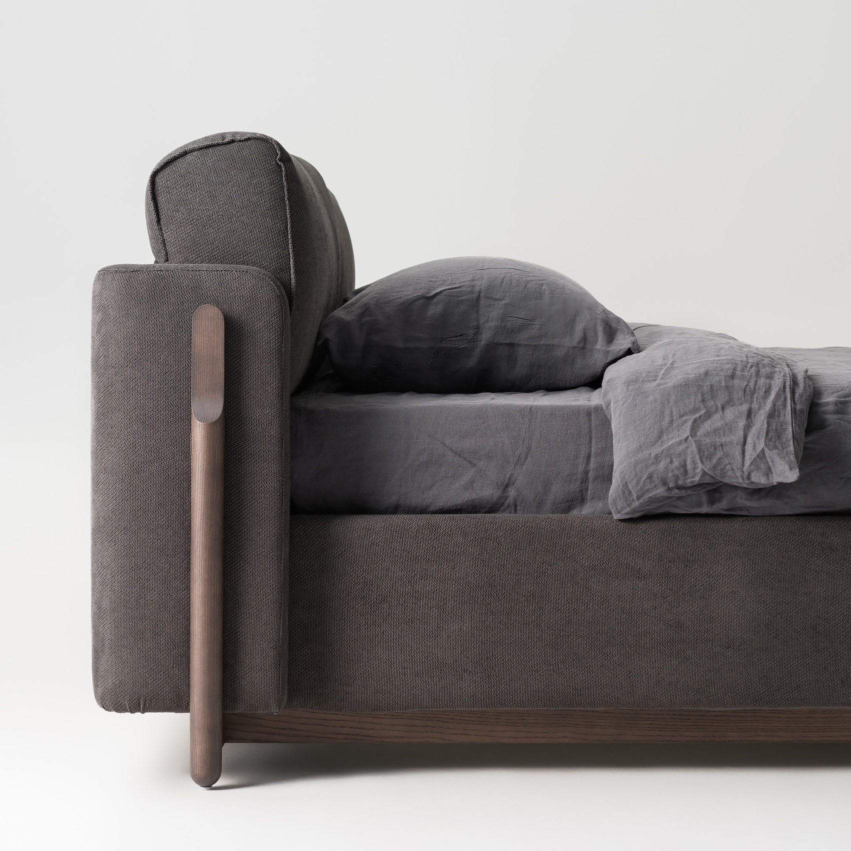 Bed ASH - UKRAINIAN PRODUCT DESIGN