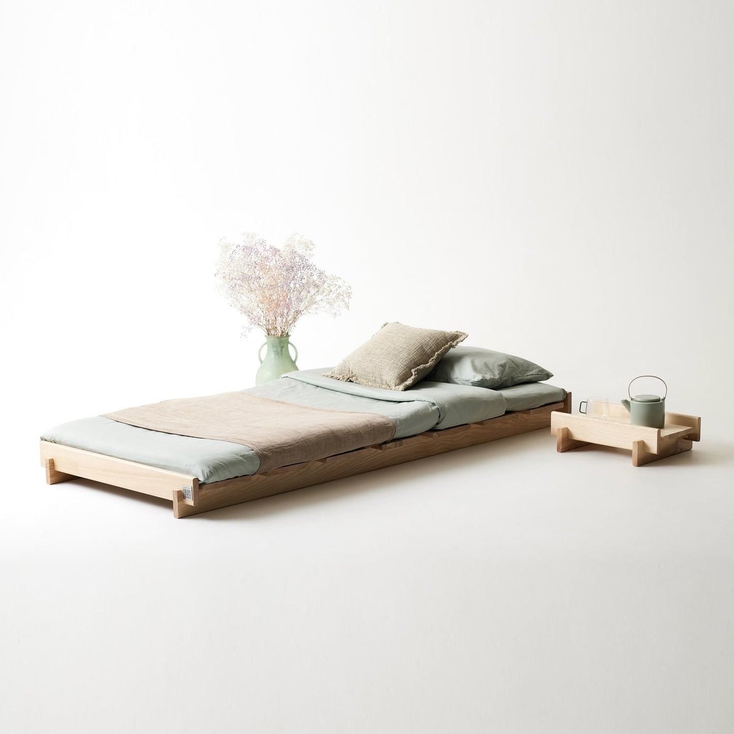 Bed Easy Story - UKRAINIAN PRODUCT DESIGN