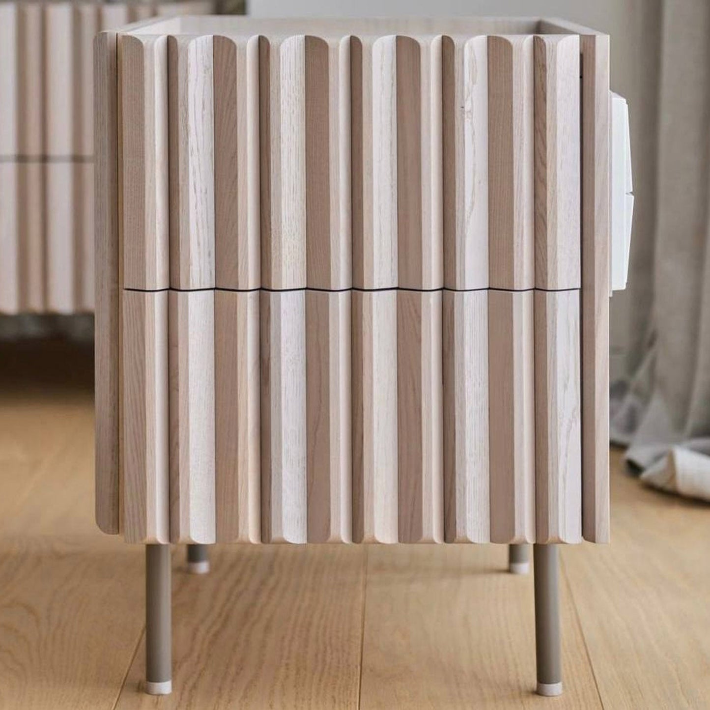 Bedside table Pontelli - UKRAINIAN PRODUCT DESIGN