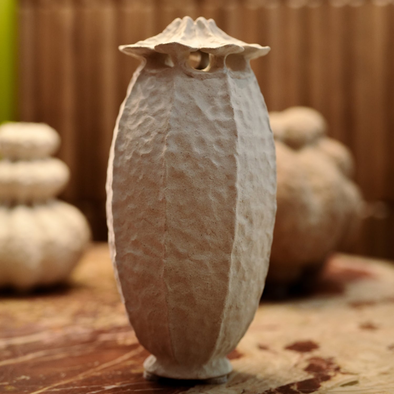 Ceramic Vase White Makyvka - UKRAINIAN PRODUCT DESIGN