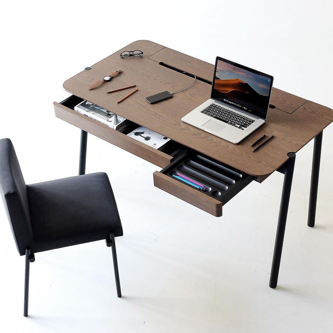 Desk FRIENDLY - UKRAINIAN PRODUCT DESIGN
