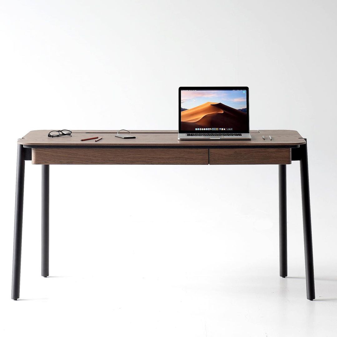 Desk FRIENDLY - UKRAINIAN PRODUCT DESIGN