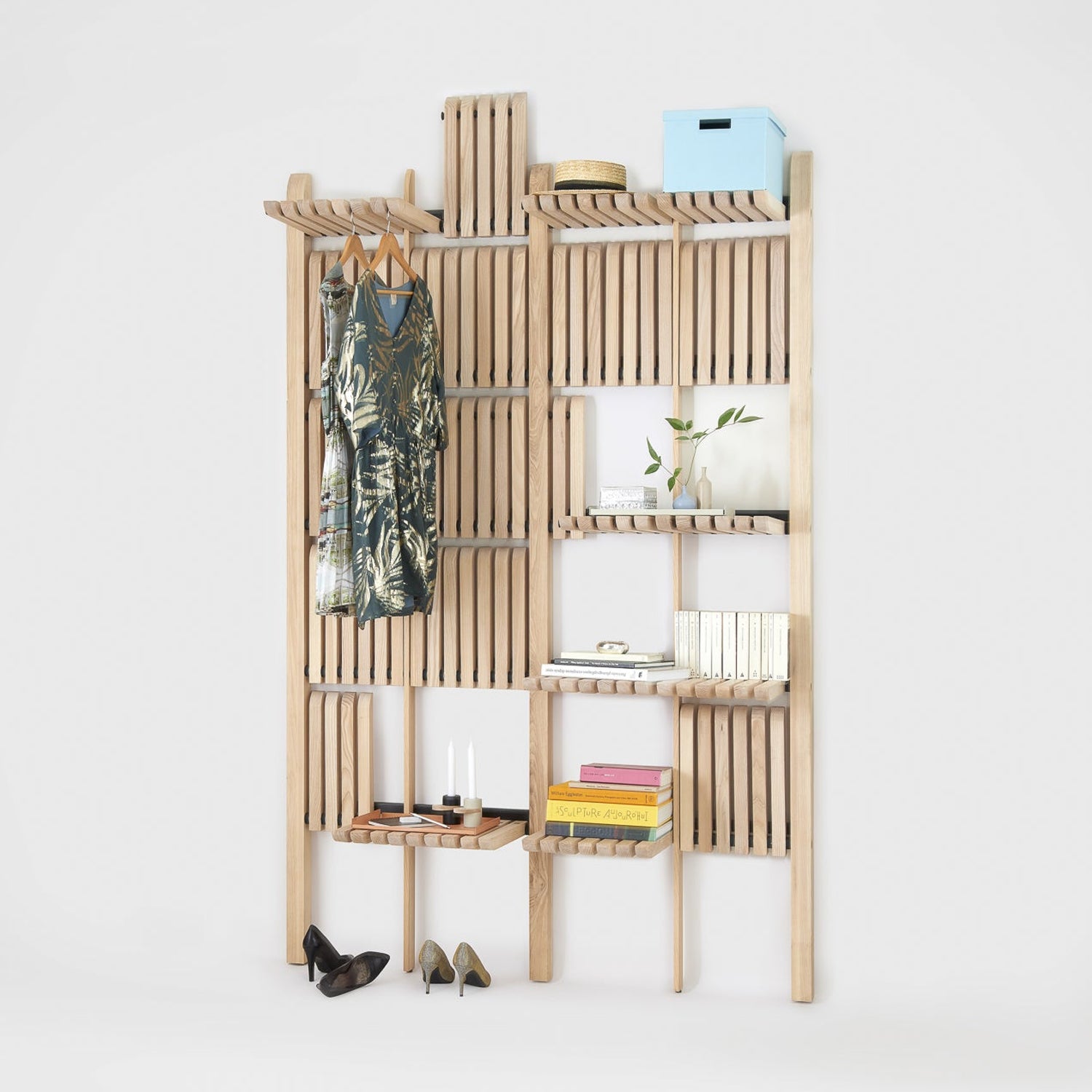 Gate shelves - UKRAINIAN PRODUCT DESIGN