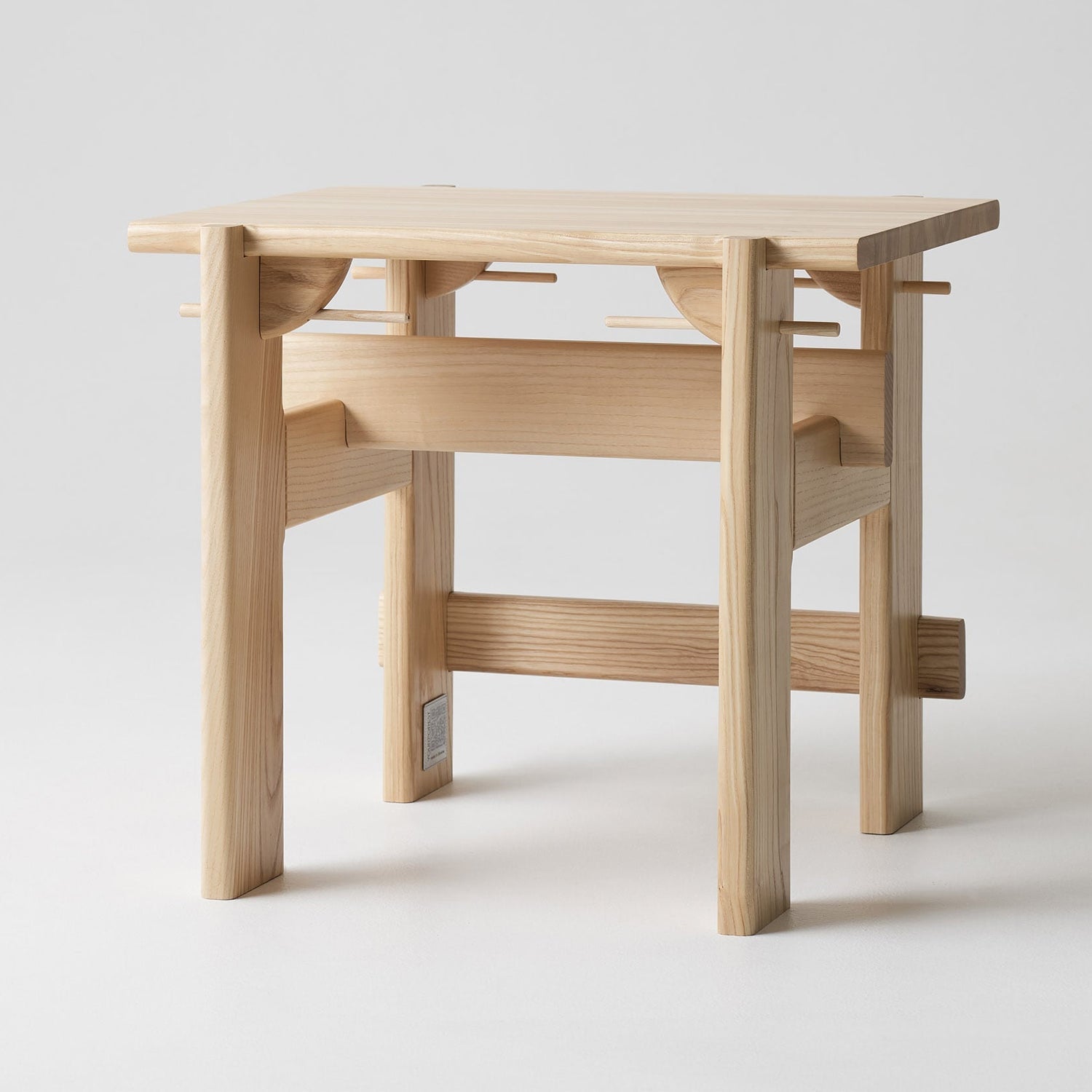 Table Easy Story - UKRAINIAN PRODUCT DESIGN