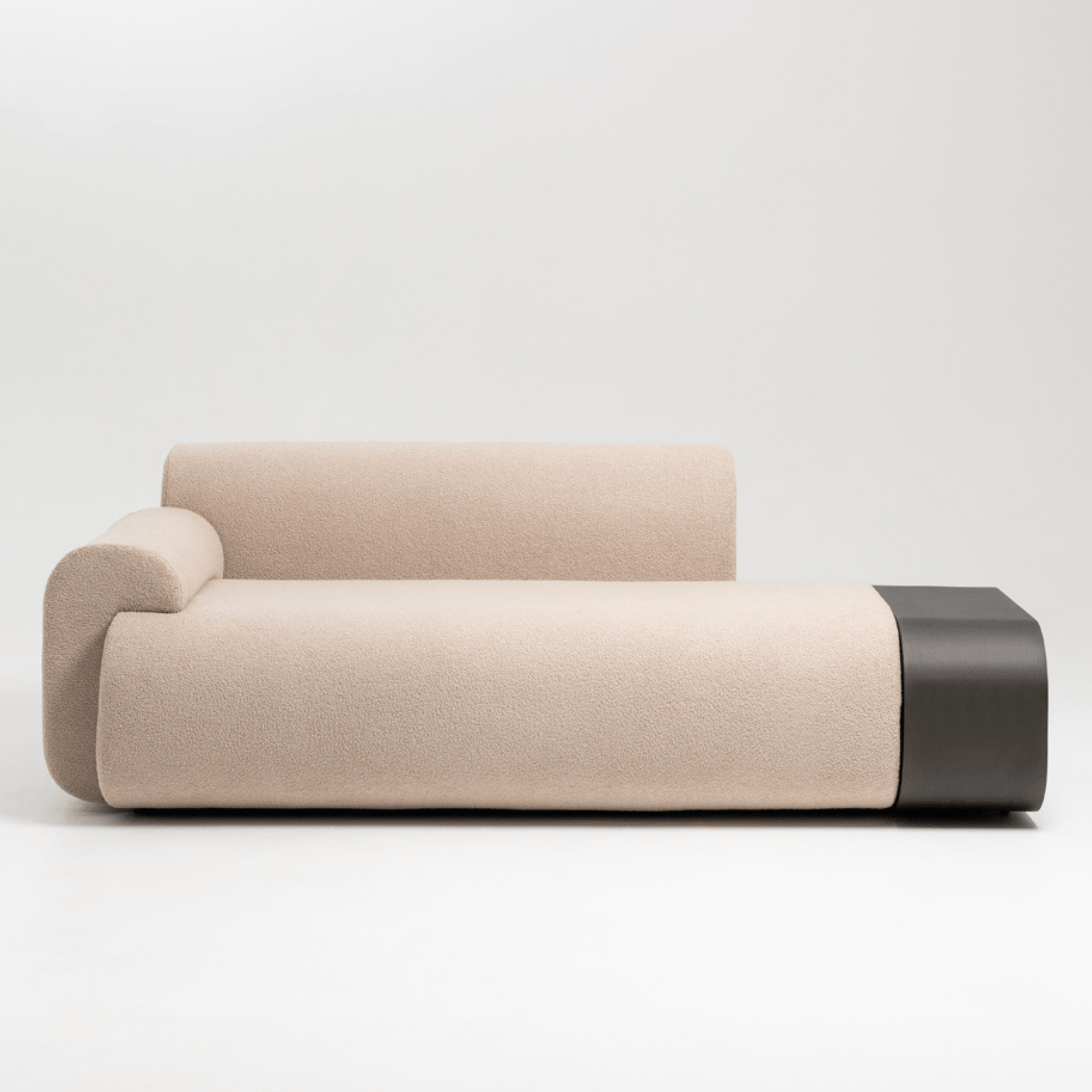 SIGGA M5 Sofa - UKRAINIAN PRODUCT DESIGN